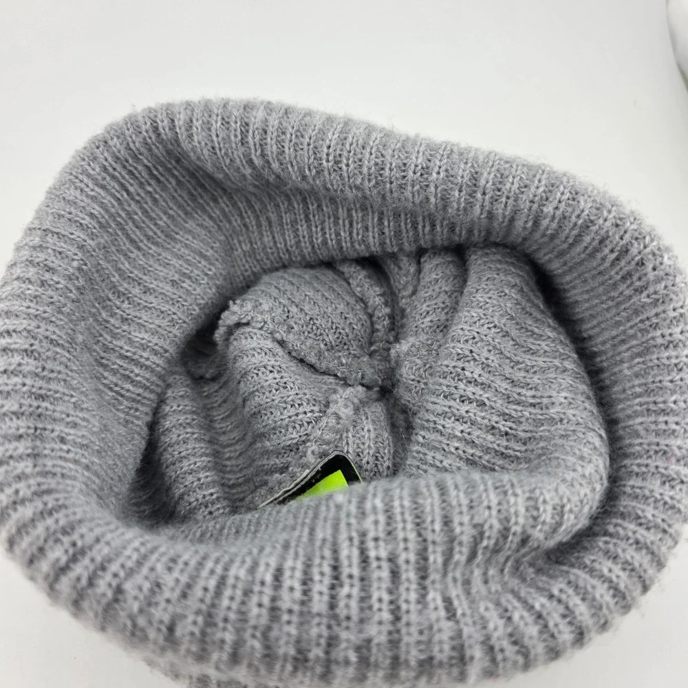 Nike SB Beanie Kids Ribbed Knit Embroidered Logo One Size Grey GOOD Skater Gorp